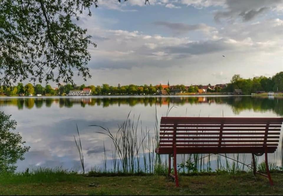 Ferien Direkt Am Wasser Mit Hund Krakow am See Bagian luar foto